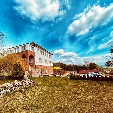 Vila Horicky Екстер'єр фото